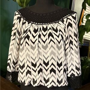 Takara Black and White Chevron Blouse